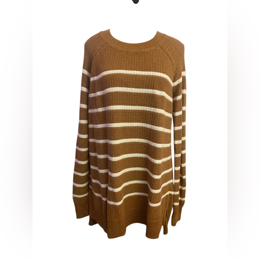 ****SALE**** Old Navy Crew Neck Sweater EUC L TALL